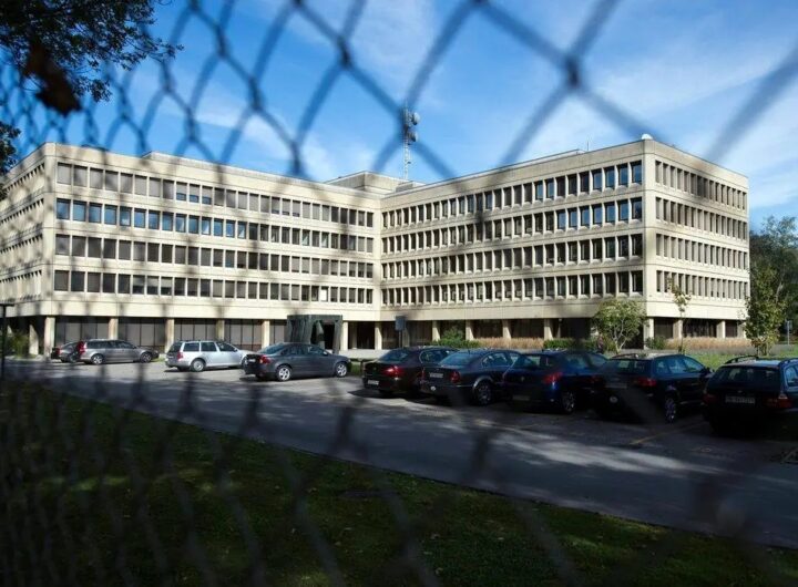Новини світу - У Швейцарії розслідують "витік" інформації до спецслужб РФ