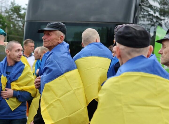 Новини України - Україна повернула з полону п'яту групу військових