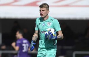 Новини спорту - Український голкіпер продовжить кар'єру в Шотландії