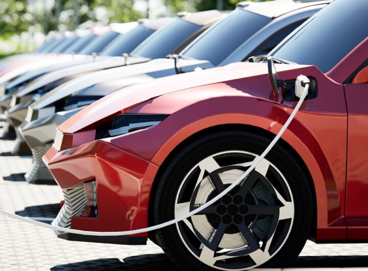 Авто новини - В Україні на 43% зріс попит на гібридні авто