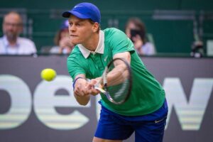 Новини спорту - Відомий тенісист заспівав дуетом із зіркою опери