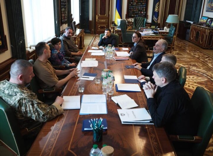 Новини України - Візит в США: Зеленський заслухав доповідь команди