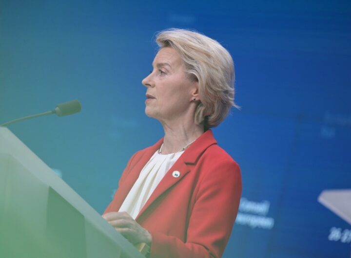 Новини України - Вступ у Євросоюз: ЄК виступає за перемови з Києвом