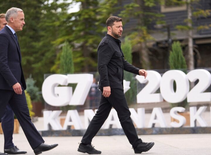 Новини світу - Зеленський достроково повертається з саміту G7 - ЗМІ