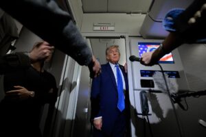 Новини світу - ЗМІ оцінили, коли США можуть вдарити по Ірану