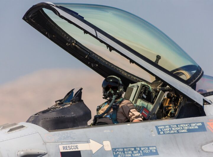 Новини світу - Чехія підготує вісім українських пілотів F-16