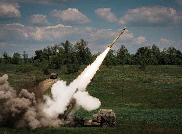 Новини світу - Естонія вперше провела бойові стрільби з HIMARS