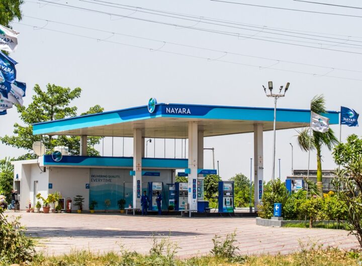 Новини бізнесу - Індійська "дочка" Роснафти скоротила переробку після санкцій ЄС - ЗМІ