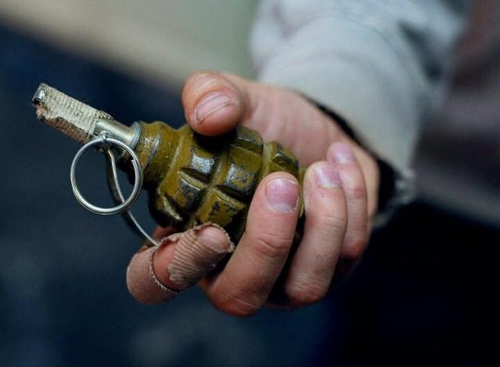 Новини України - На Сумщині загинув юнак від вибуху гранати на власному подвір'ї