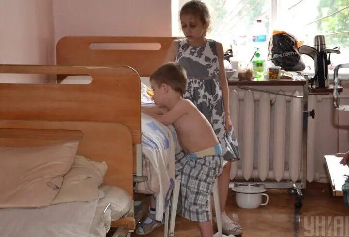 Новини України - Отруєння в ресторані Кацуріна: у 45 осіб виявили сальмонельоз