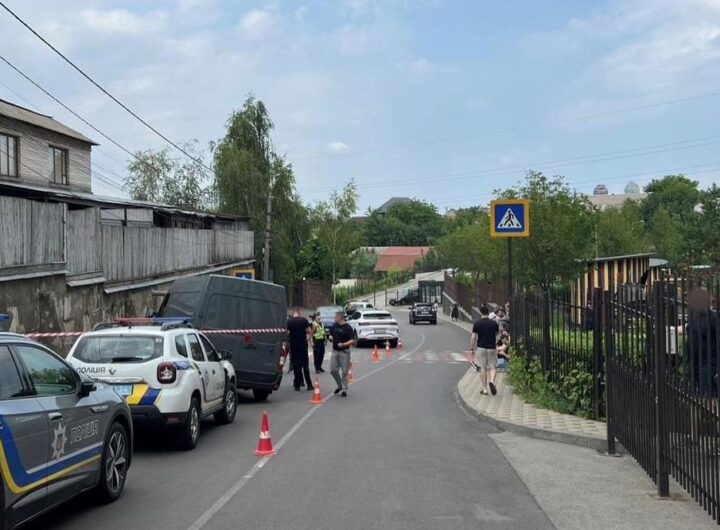 Новини України - Під Києвом машина покотилась на хлопчика: дитина померла
