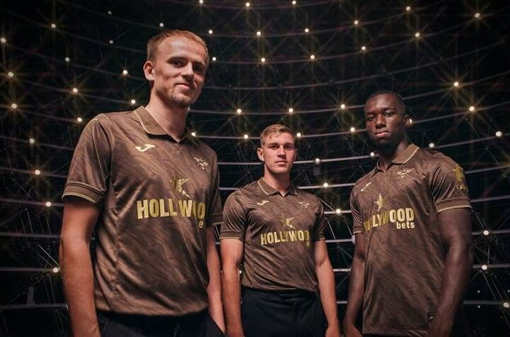 Новини спорту - Презентація нової форми Брентфорда з Ярмолюком