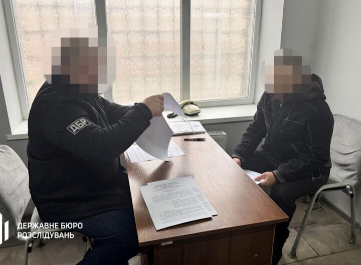 Новини України - Суд покарав військового, який викрав БТР і поїхав на ньому додому