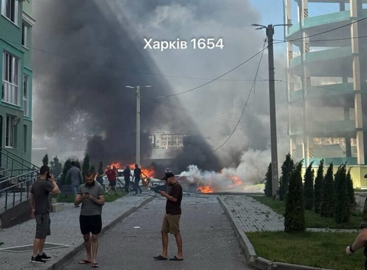 Новини України - Центр Харкова зазнав удару КАБів, є поранені