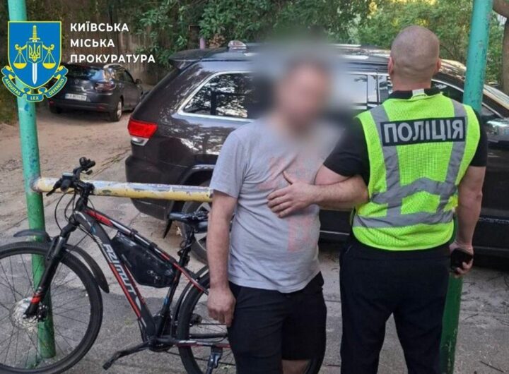 Новини Києва - У Києві обстріляли автомобіль волонтерки