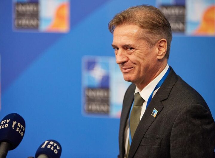 Новини світу - У Словенії проведуть референдум щодо витрат на оборону