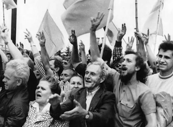 Як Україна проголосила суверенітет: історичні кадри голосування 16 липня 1990 року