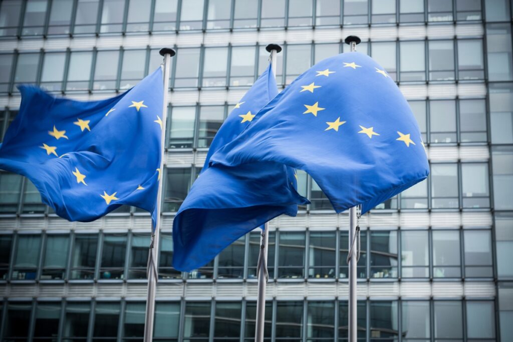 Новини світу - ЄС готує відповідь на 30% мита Трампа - ЗМІ