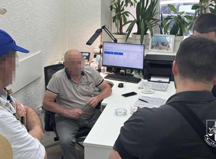 Новини Києва - За гроші оформлювали "інвалідність": у Києві затримано керівництво лікарні