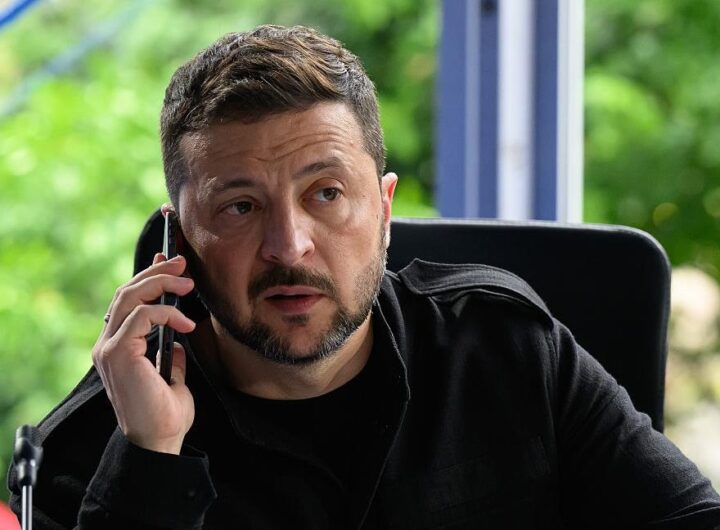 Новини України - Зеленський погодив законопроєкт щодо НАБУ і САП