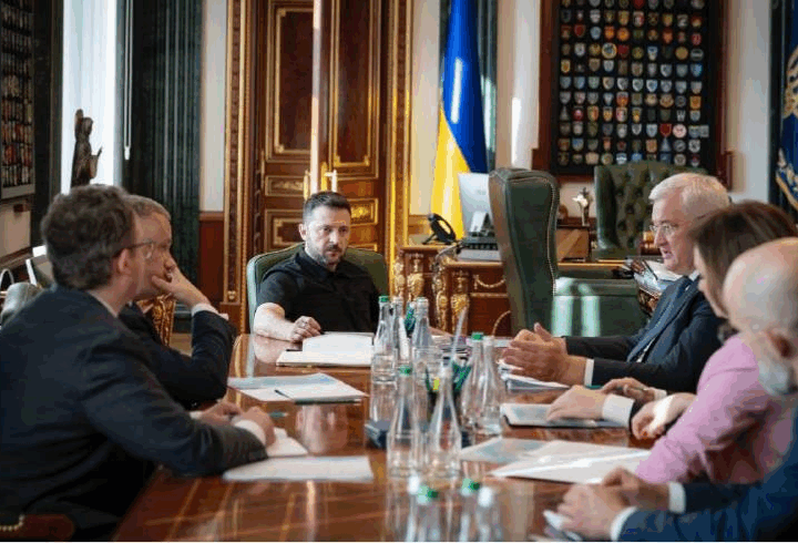 Новини України - Зеленський провів нараду з дипломатами