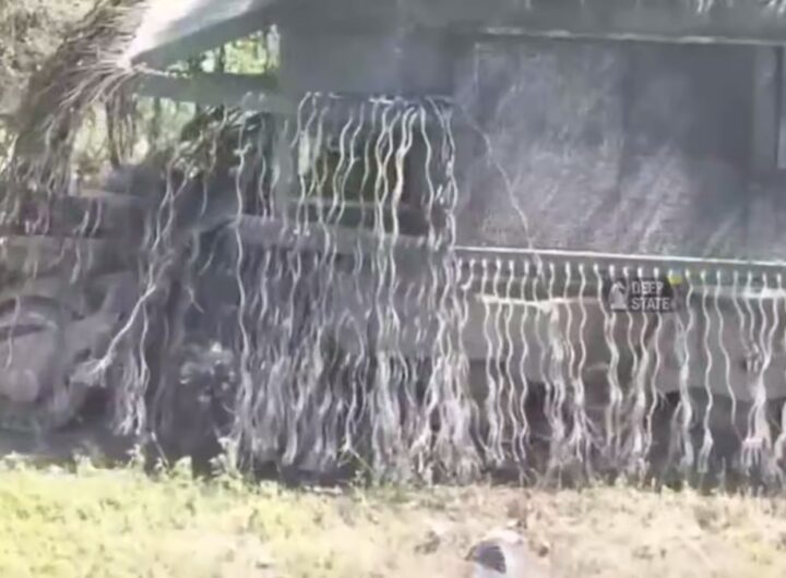 Новини України - ЗСУ показали трофейний російський "танк-монстр"