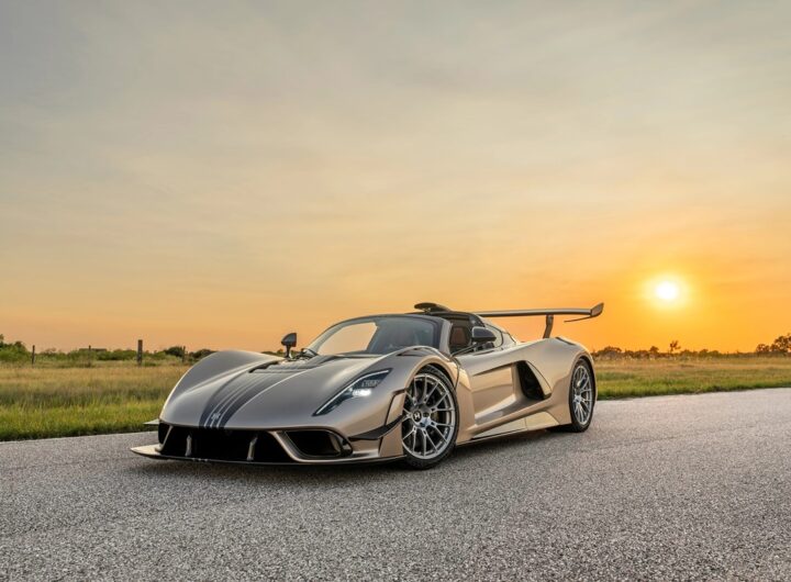 Авто новини - Американська Hennessey представила гіперкар Venom F5 Revolution LF