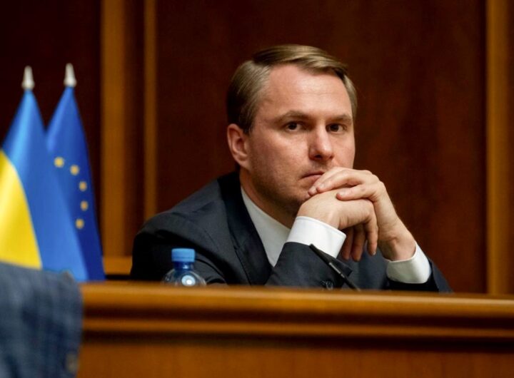 Новини України - Чиновники Житомирщині отримали 28 підозр за корупцію - генпрокурор