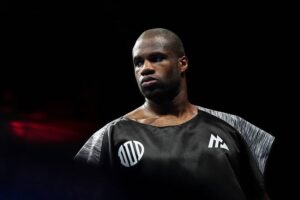 Новини спорту - Дюбуа вирішив не відсиджуватися після поразки від Усика і помишляє далі