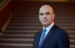 Новини світу - Генсек Ради Європи потрапив до лікарні