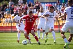 Новини спорту - Кривбас потіснив Оболонь, змусивши вперше поступитися в зіграних матчах УПЛ