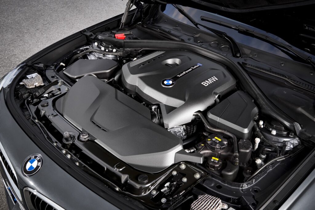 Авто новини - Mercedes розглядає співпрацю з BMW у сфері бензинових двигунів