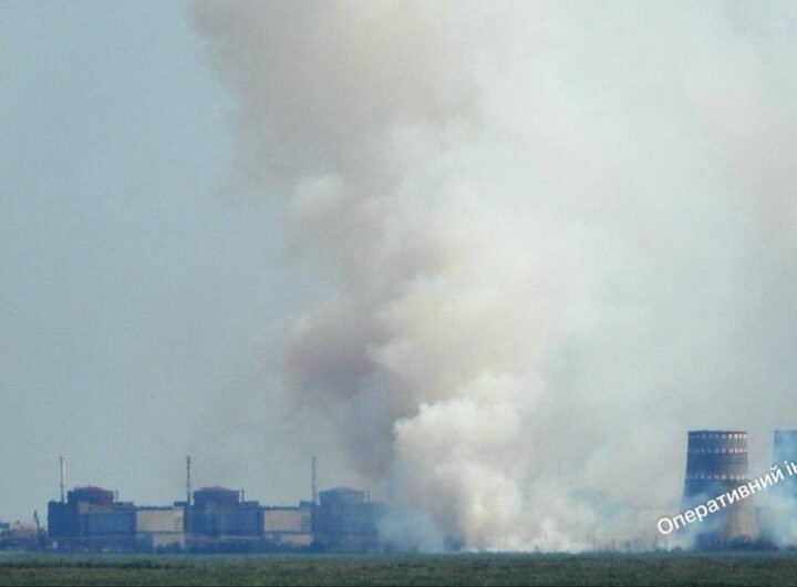 Новини України - Поблизу ЗАЕС помітили потужне задимлення