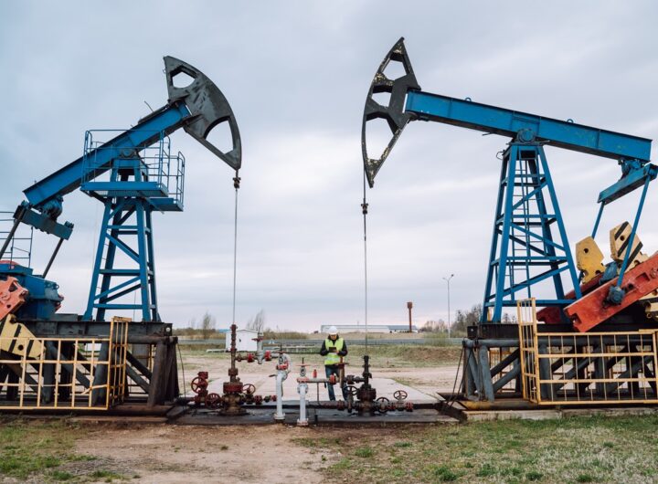 Новини бізнесу - Російська нафта продається з рекордними знижками через мита Трампа