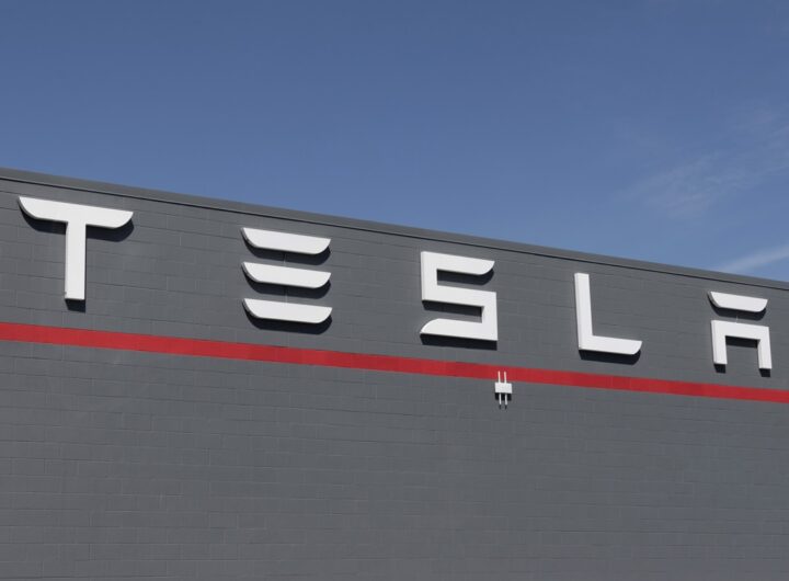 Новини бізнесу - Tesla планує постачати електроенергію британцям