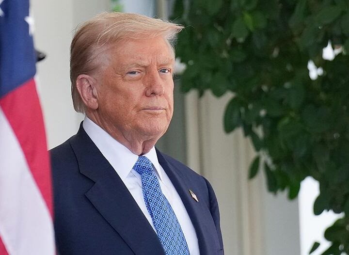 Новини світу - Трамп накинувся на ЗМІ перед зустріччю з Путіним
