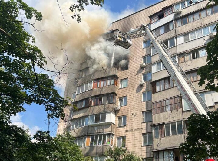 Новини Києва - У Києві чоловік підірвав квартиру, щоб не впустити поліцію