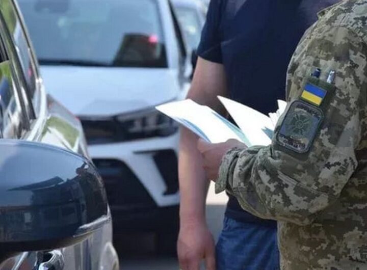 Новини України - У Рівному шість осіб заблокували авто ТЦК і вимагали віддати мобілізованого
