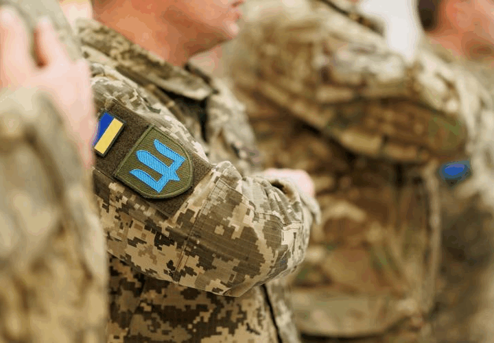 Новини України - Уряд посилив захист викривачів корупції у війську