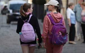 Новини України - Уряд визначив дати початку та закінчення шкільного навчального року