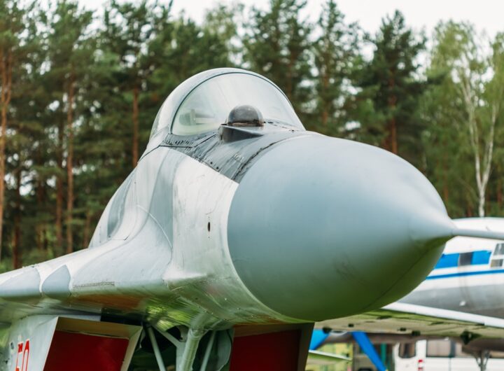 Новини світу - В Угорщині скрутили деталі з МіГ-29 на військовому аеродромі
