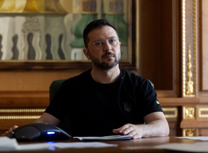 Новини України - Зеленський анонсував далекобійні удари по Росії