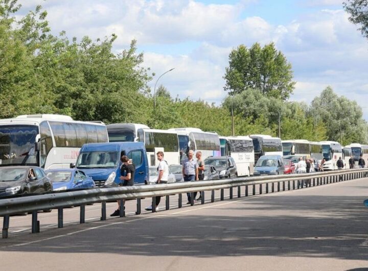 Новини світу - Білоруси масово побігли в Польшу на тлі закриття кордону