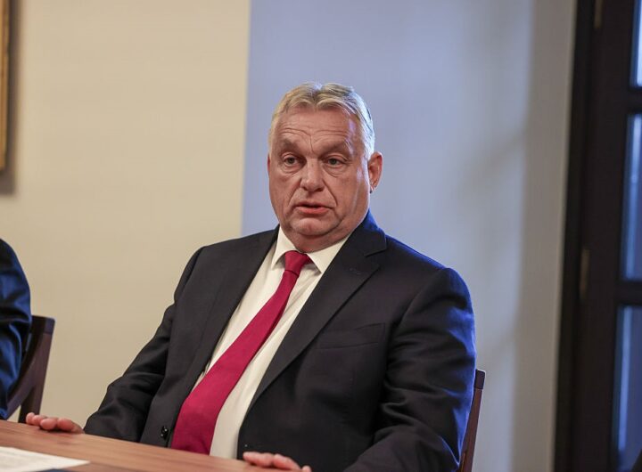 Новини світу - Блокування та суверенітет. Конфлікти з Угорщиною