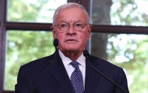 Новини світу - Келлог їхав у Польщу під час атаки Росії - CNN