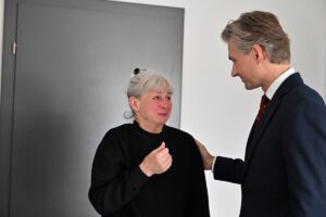 Новини світу - Лукашенко звільнив понад 50 політв’язнів