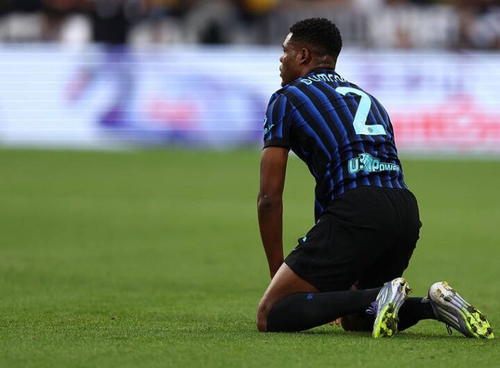 Новини спорту - Манчестерські клуби ведуть боротьбу за результативного захисника