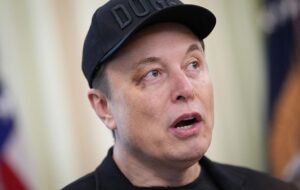 Новини світу - Маск планує профінансувати мурали на пам'ять про вбиту українку