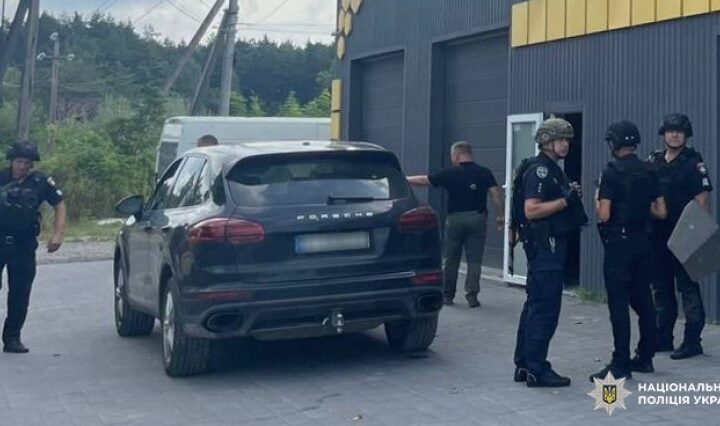Новини України - На Львівщині сталась стрілянина у приміщенні автосервісу, є загиблі