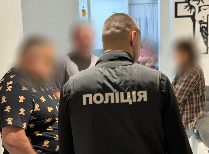 Новини України - На Прикарпатті затримали на хабарі депутата, що працює в ТЦК